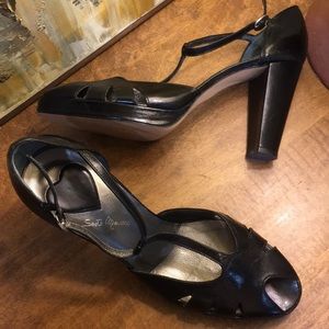 Vintage style leather peep toe Sesto Meucci heels